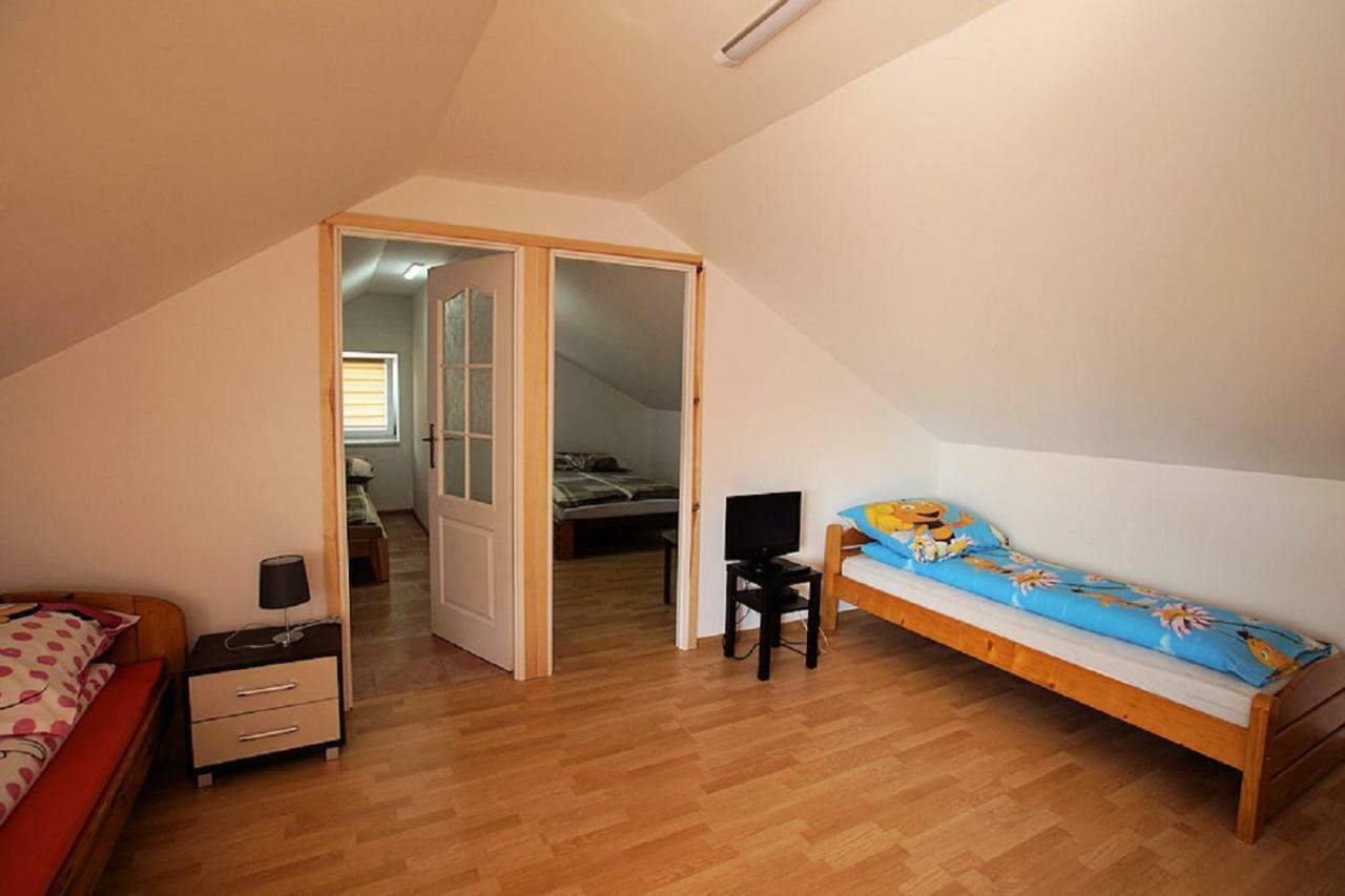 Agroturystka Na Polanie Apartment Swieta Katarzyna  Exterior photo