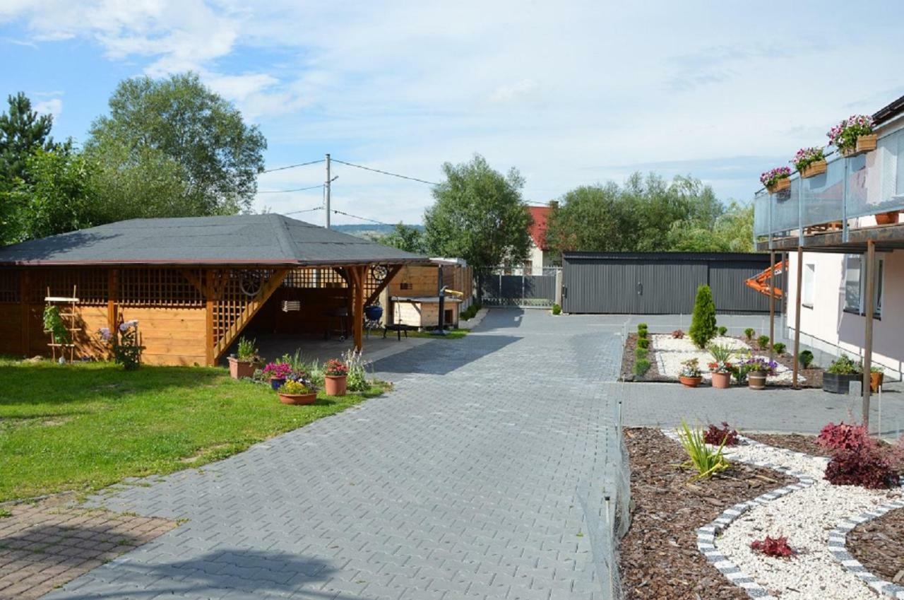 Agroturystka Na Polanie Apartment Swieta Katarzyna  Exterior photo